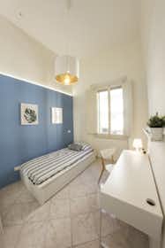 Cameră privată de închiriat pentru 520 EUR pe lună în Florence, Via Giotto