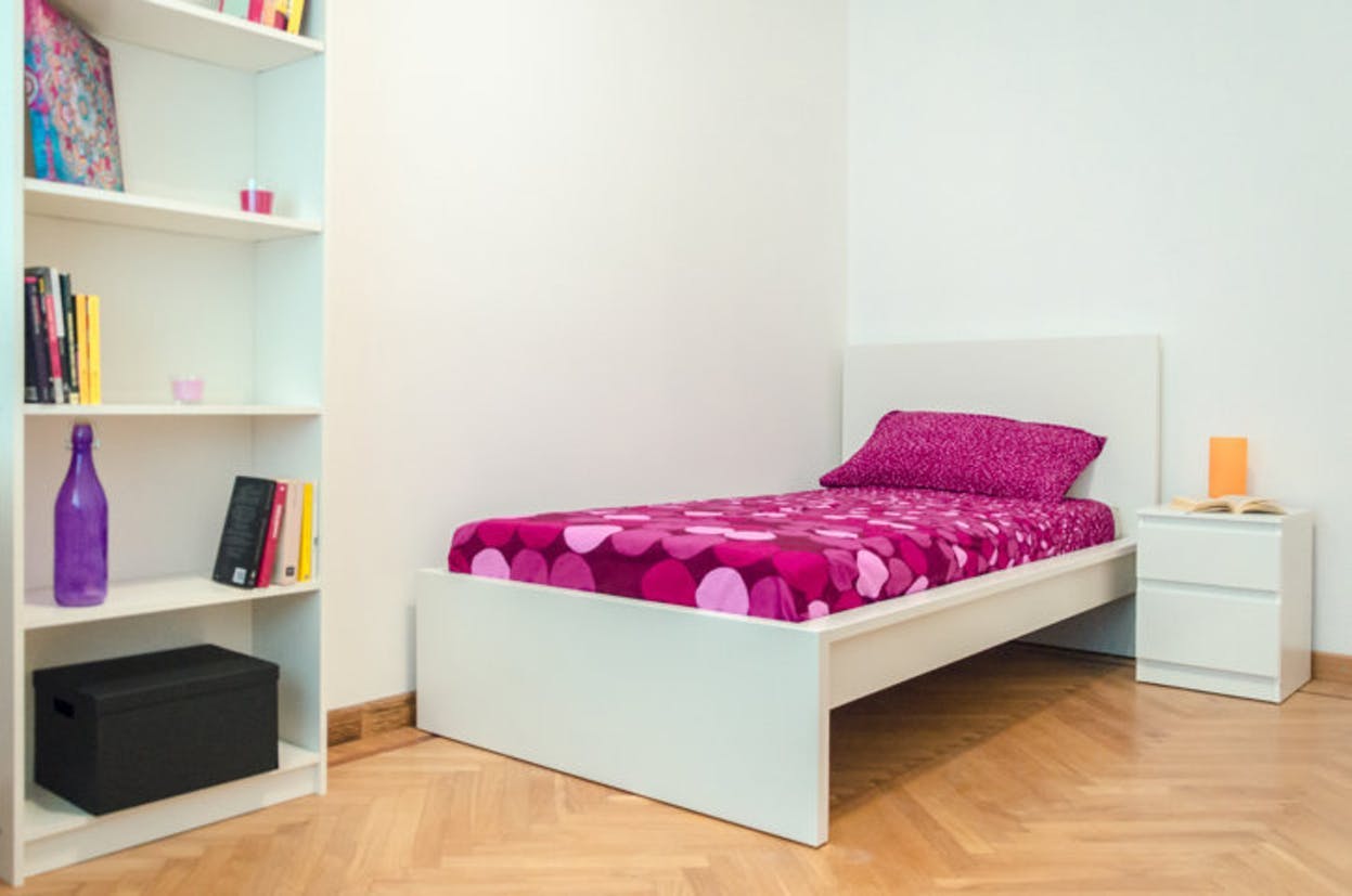 Single room Turin, 1 bed, 11m² — photo 1