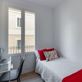 Private room for rent for €850 per month in Barcelona, Carrer de Bonavista