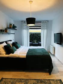 Appartement à louer pour 2 100 €/mois à Utrecht, Alberdingk Thijmstraat