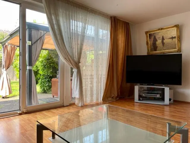3-Bedroom House in Franz-Raveaux-Straße, Köln (1125871) ROOM 2