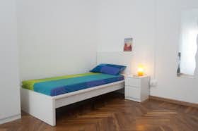 Apartment for rent for €510 per month in Turin, Via Aldo Barbaro