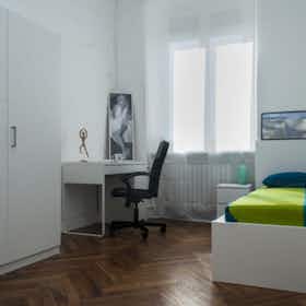 Wohnung zu mieten für 510 € pro Monat in Turin, Via Aldo Barbaro