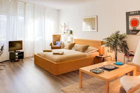 Apartamento para alugar por € 1.320 por mês em Berlin, Bayernallee