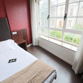 Квартира сдается в аренду за 840 € в месяц в Santiago de Compostela, Rúa do Hórreo