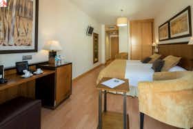 Apartamento para alugar por € 1.200 por mês em Salamanca, Calle del Grillo