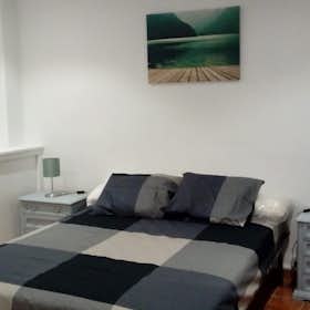 Private room for rent for €299 per month in Valencia, Carrer Arquitecte Gascó