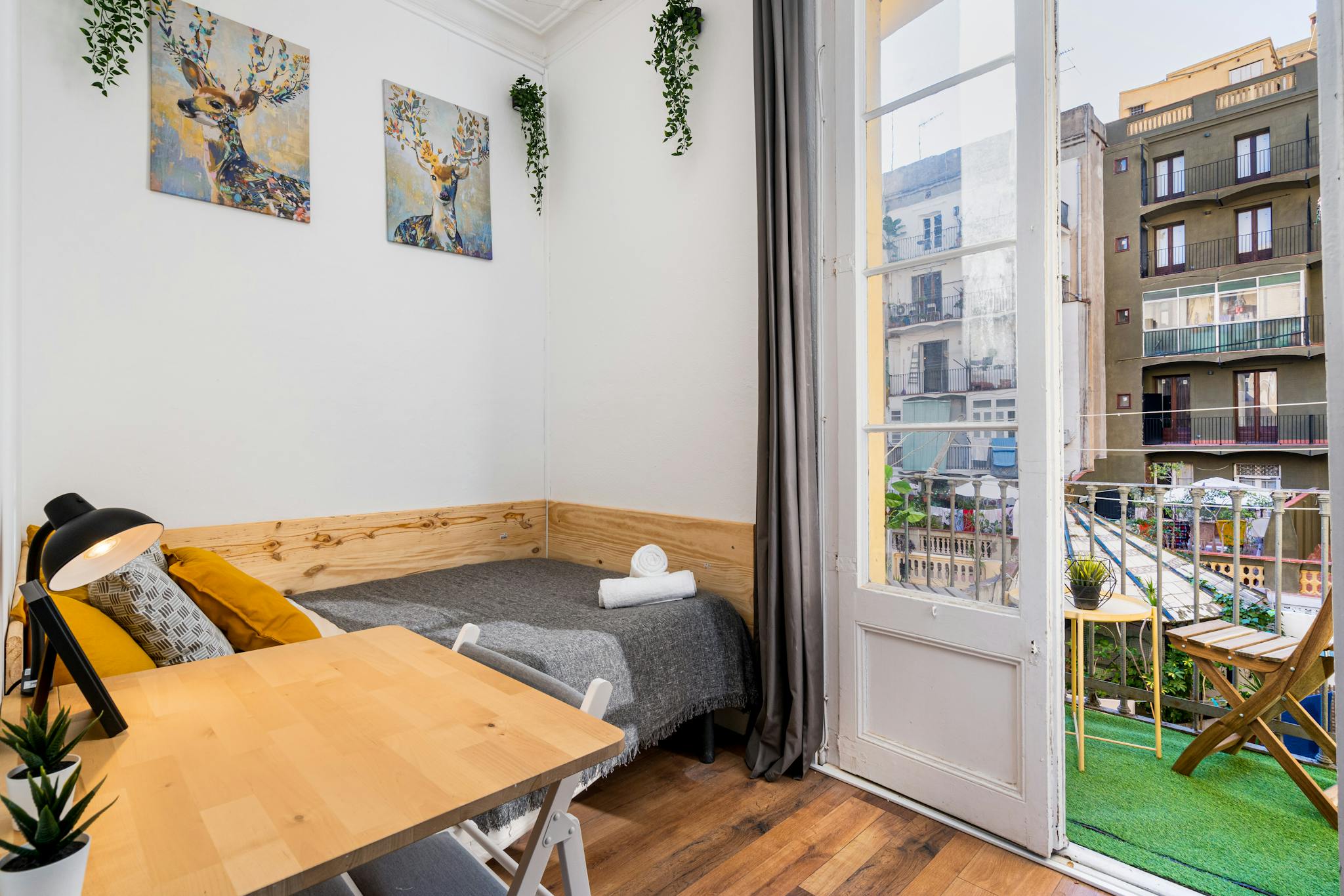 Carrer d'en Xuclà, Barcelona preview