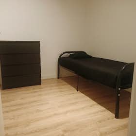 Private room for rent for €850 per month in Rotterdam, Den Uylsingel