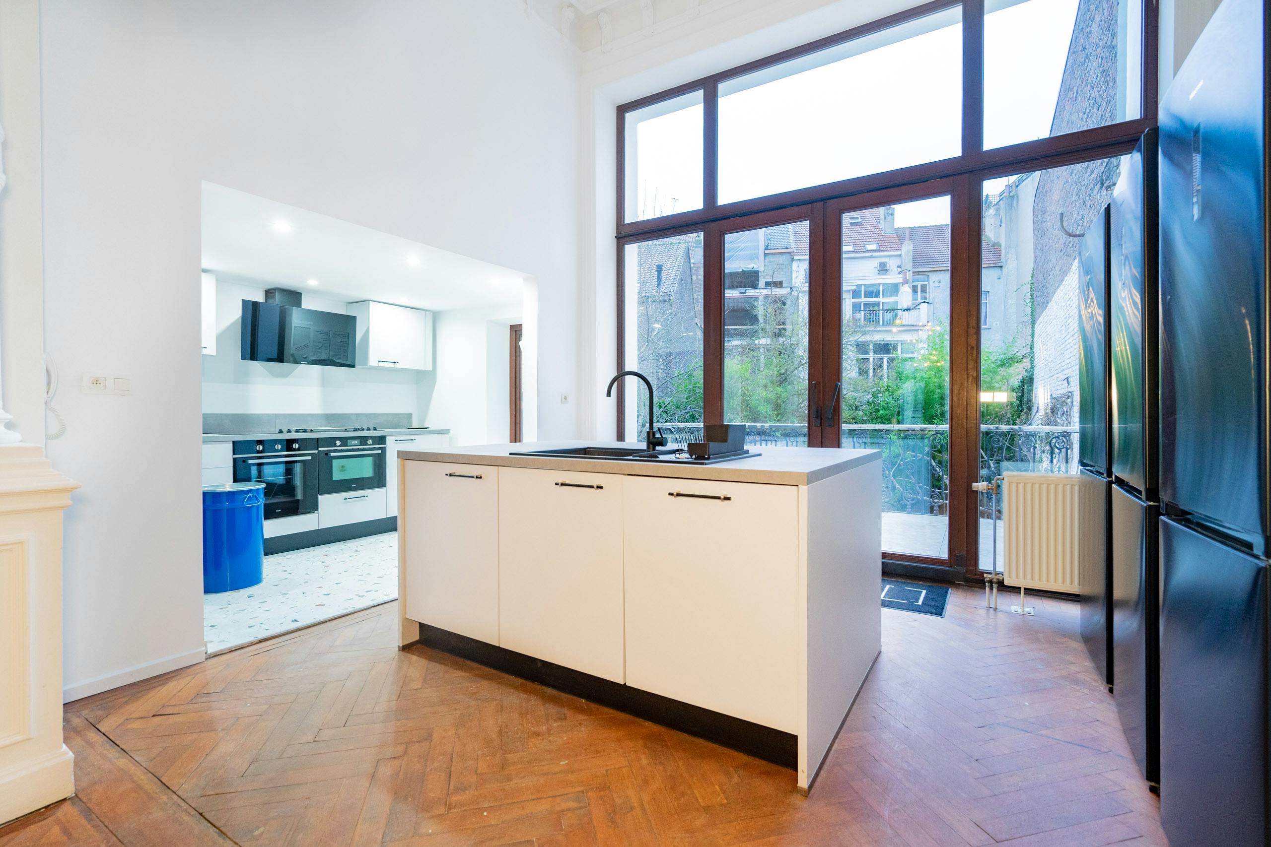 preview gallery tile