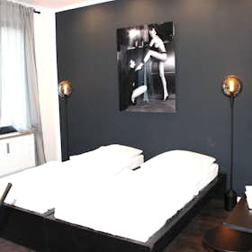 Private room for rent for €699 per month in Köln, Herkulesstraße
