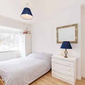 Privé kamer te huur voor € 1.380 per maand in Dublin, Seven Oaks