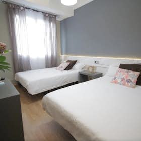 公寓 正在以 €1,000 的月租出租，其位于 Vigo, Rúa Alfonso XIII