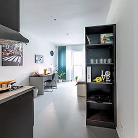 单间公寓 正在以 €850 的月租出租，其位于 Essen, Friedrich-Ebert-Straße