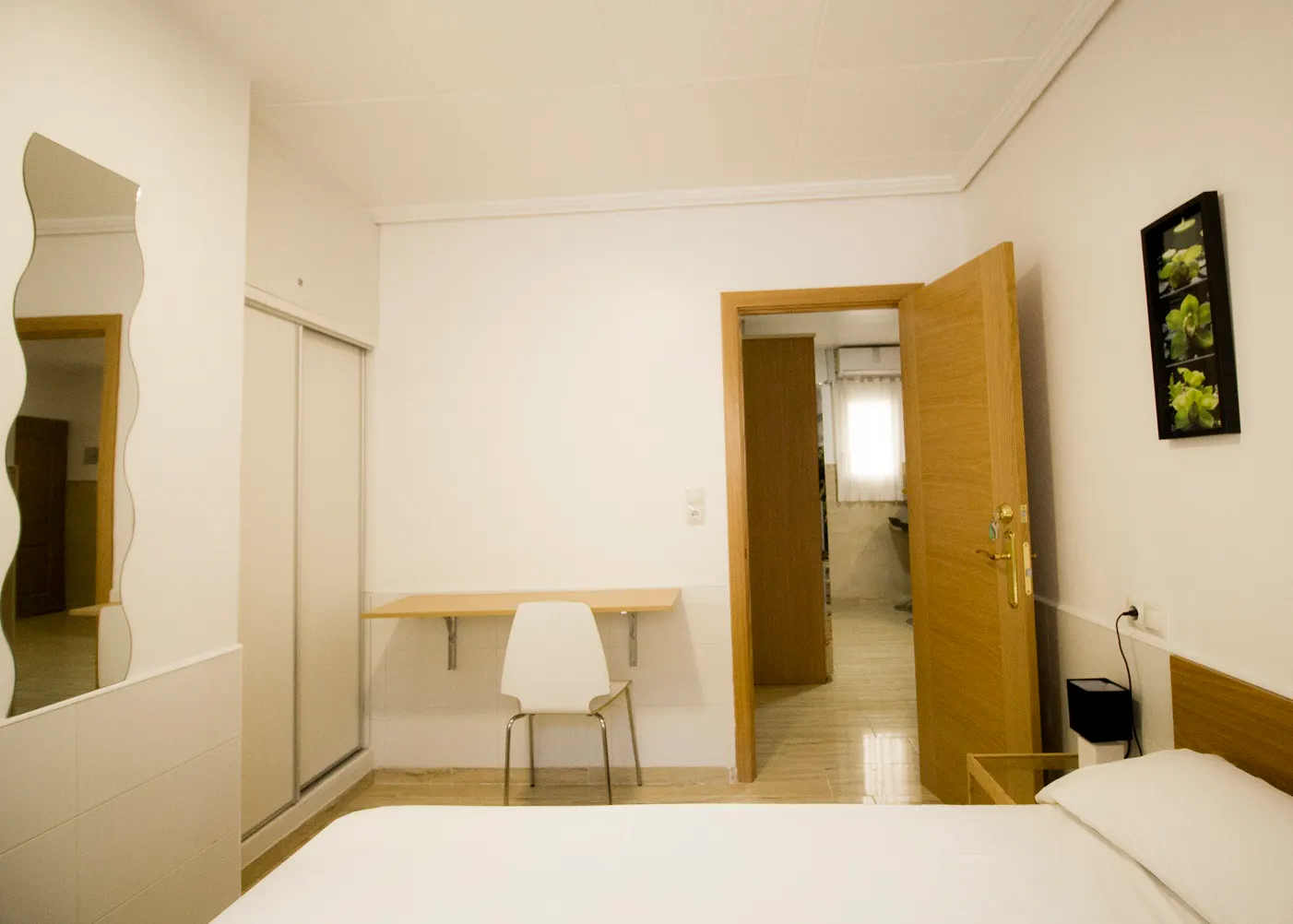 3-Bedroom Apartment in Carrer Xulilla, Valencia (1128243) ROOM 4
