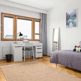 WG-Zimmer for rent for 599 € per month in Helsinki, Klaneettitie
