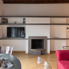 Apartment for rent for €1,865 per month in Milan, Via Giovanni Rasori