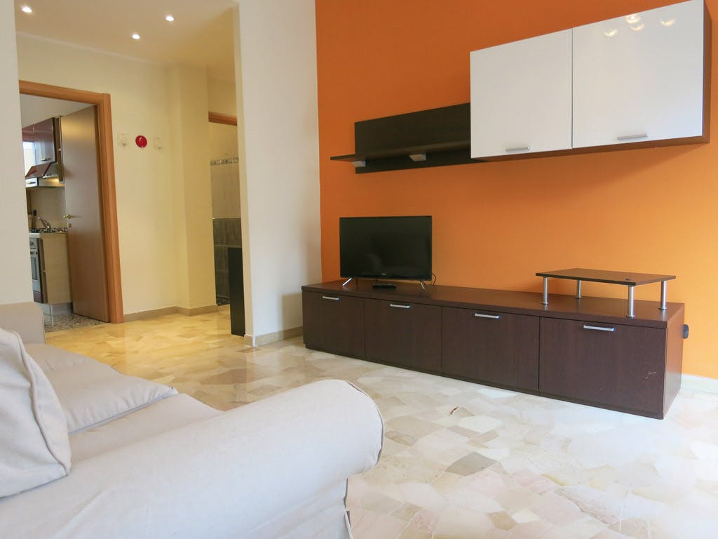 Apartment Milan, 2 beds, 85m² — photo 2
