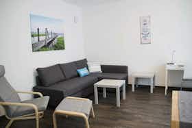 Apartment for rent for €1,500 per month in Düsseldorf, Lichtenbroicher Weg