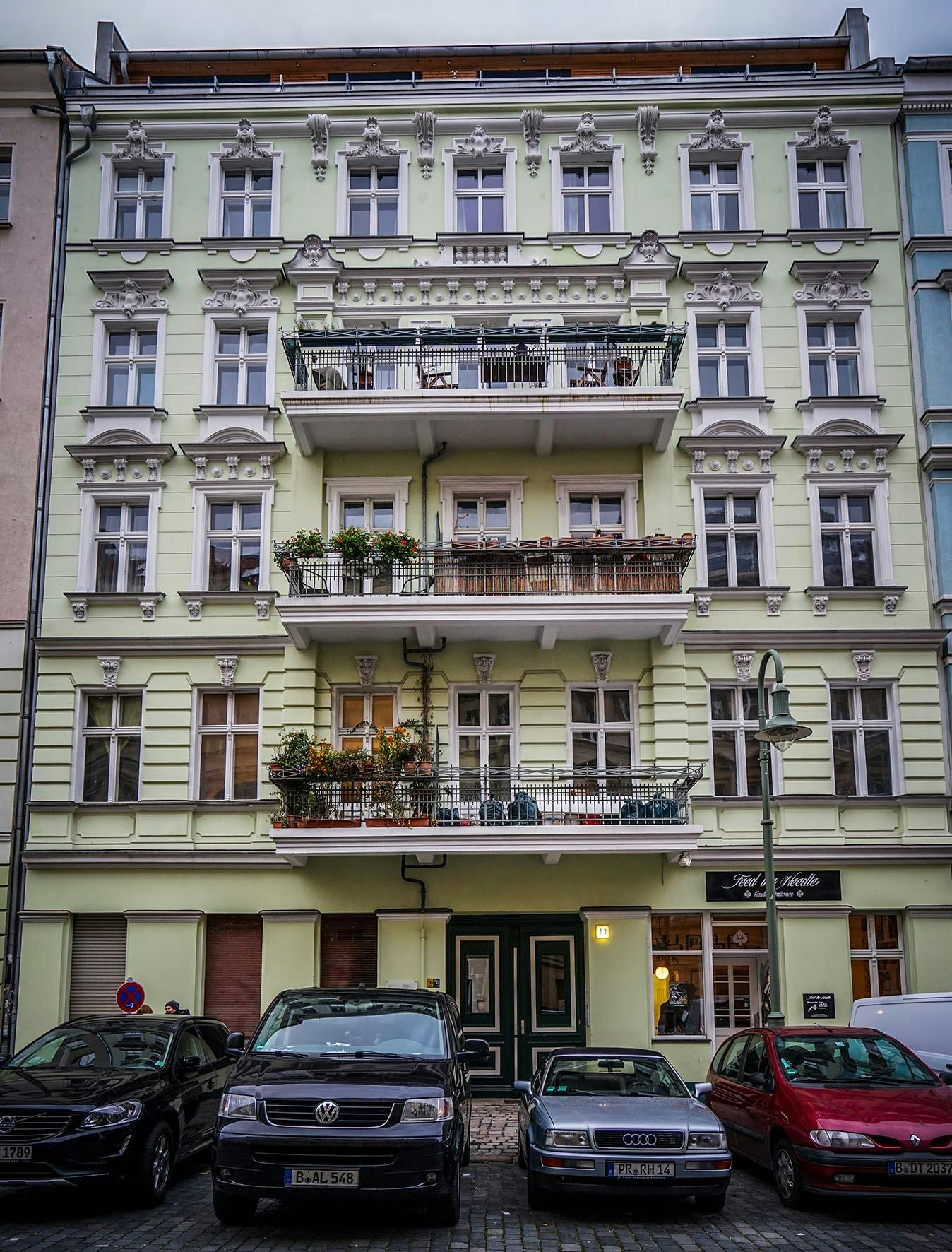 preview gallery tile