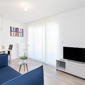 Apartment for rent for €1 per month in Berlin, Wilhelminenhofstraße