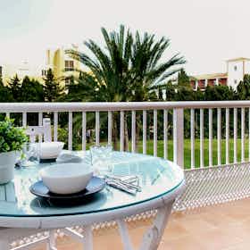 单间公寓 正在以 €2,250 的月租出租，其位于 Torremolinos, Calle de la Colina