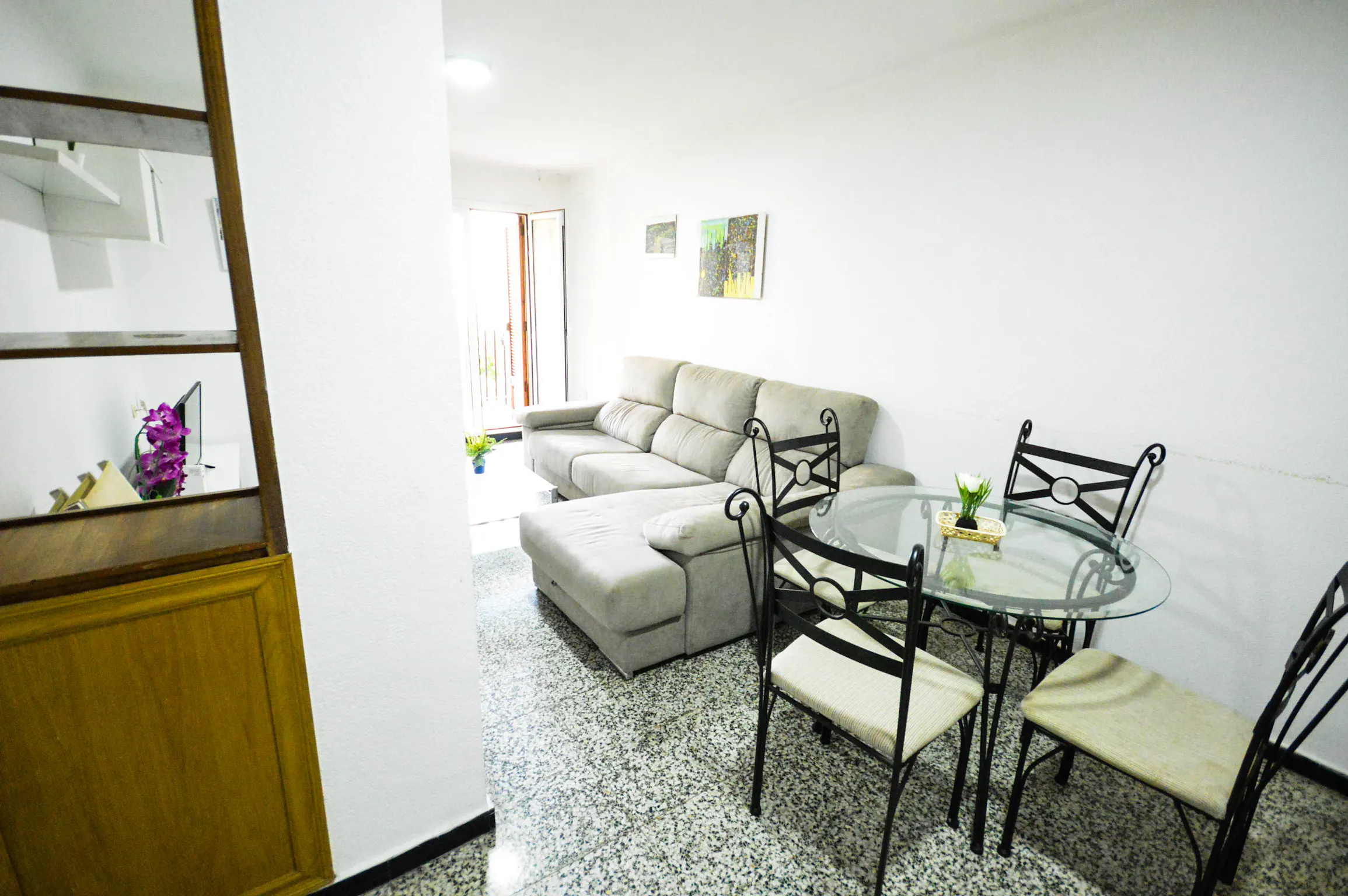 3-Bedroom Apartment in Carrer de Sant Vicent Màrtir, Valencia (1131001) ROOM 4