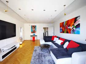 Apartment for rent for €1,390 per month in Klagenfurt am Wörthersee, Bahnhofstraße