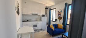 Apartment for rent for €650 per month in Nancy, Avenue Foch