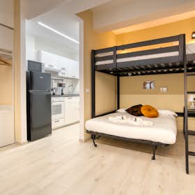 Lägenhet att hyra för 850 € i månaden i Milan, Viale Giovanni Suzzani