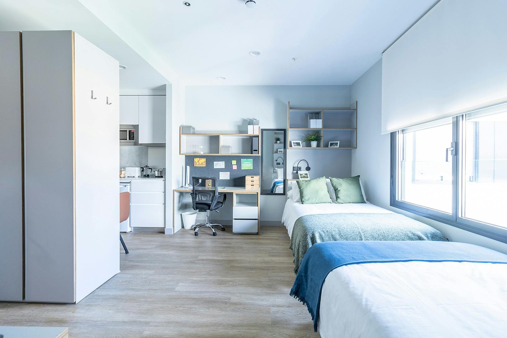 preview gallery tile