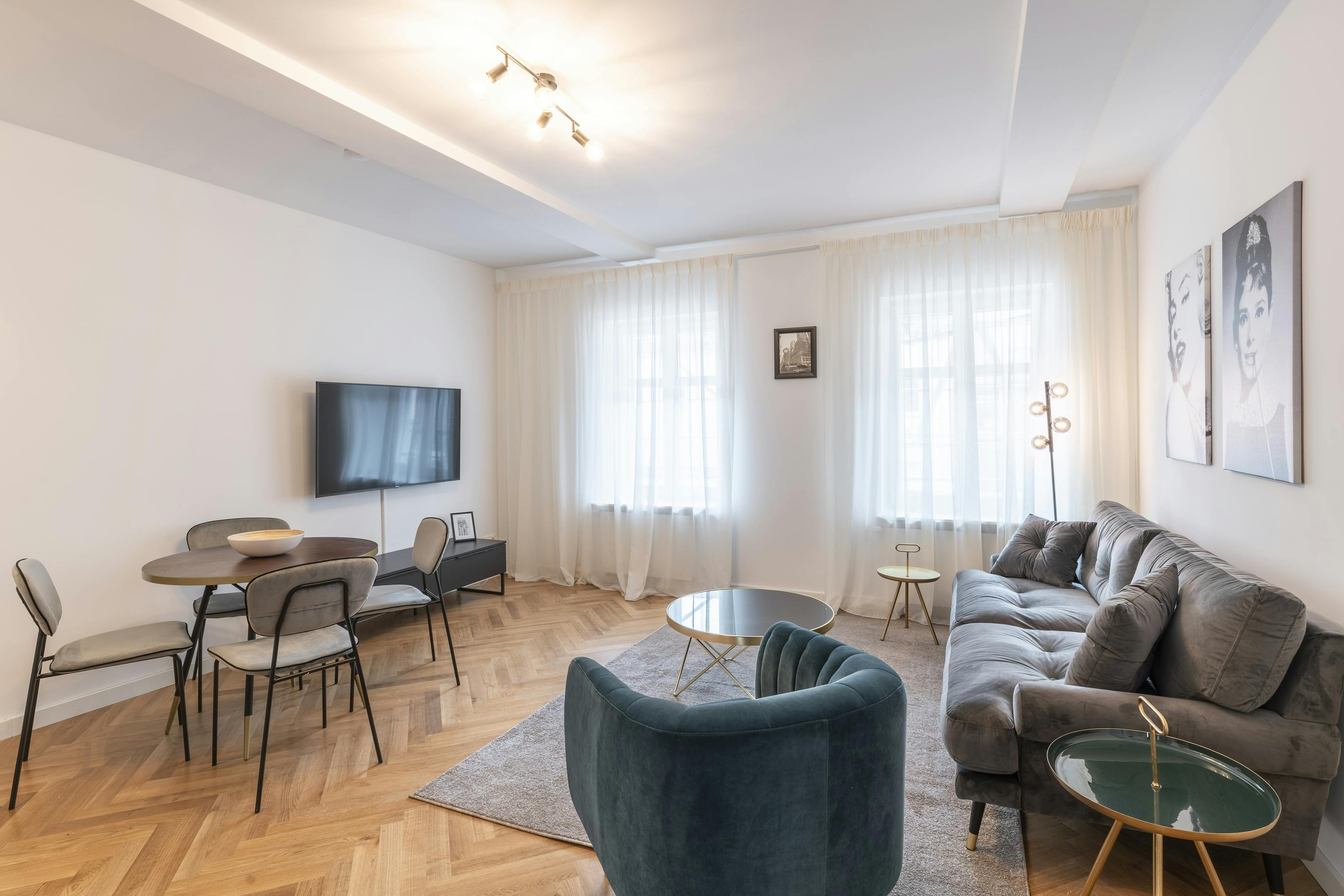 Wohnung zu mieten für 2.200 € pro Monat in Berlin, Brunnenstraße