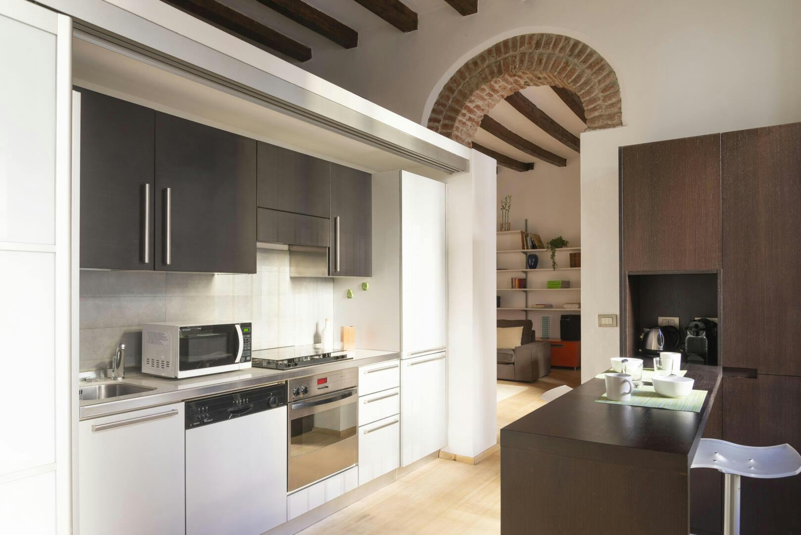Apartment Milan, 1 bed, 65m² — photo 21