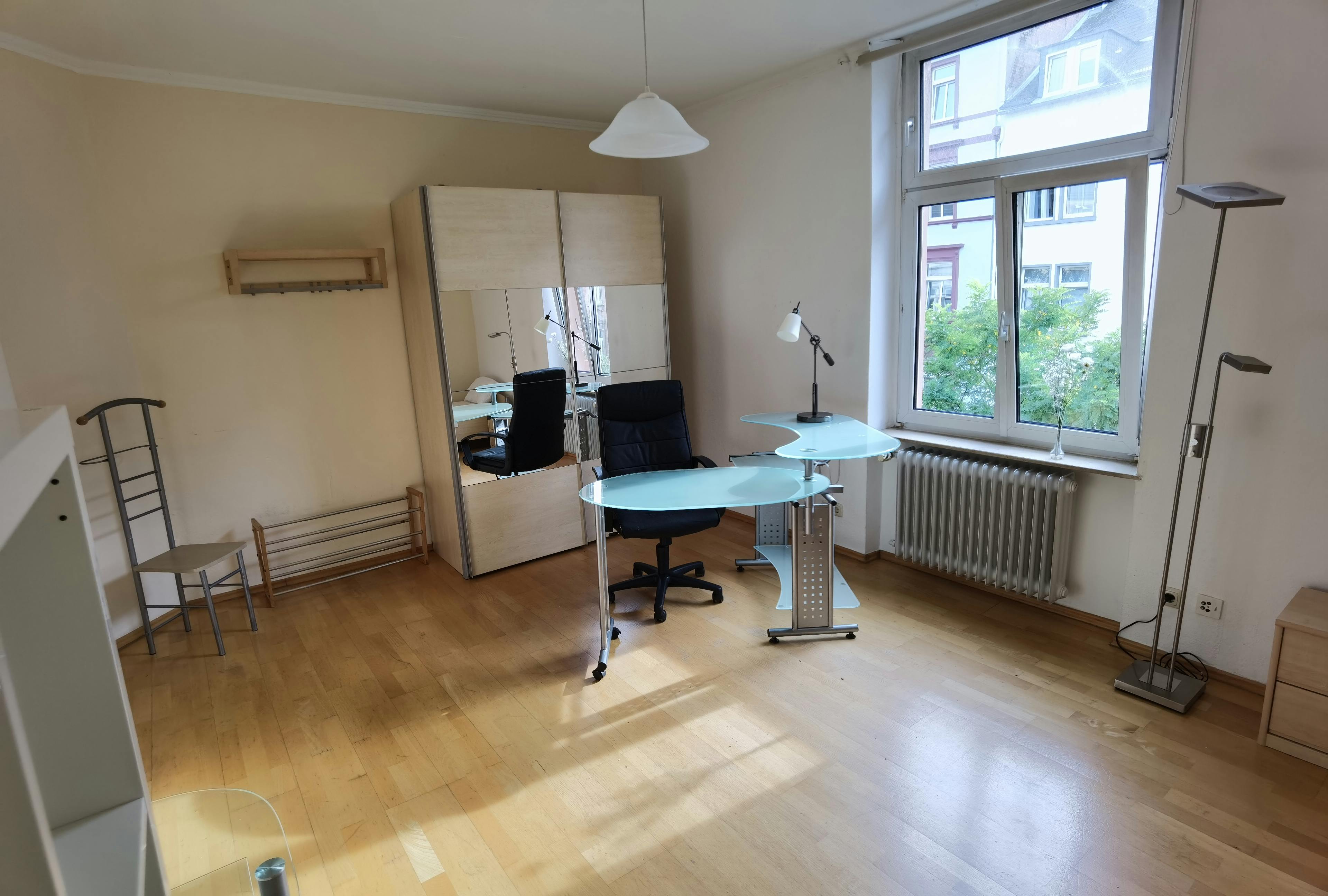 Chambre privée à louer pour 740 €/mois à Frankfurt am Main, Esslinger Straße