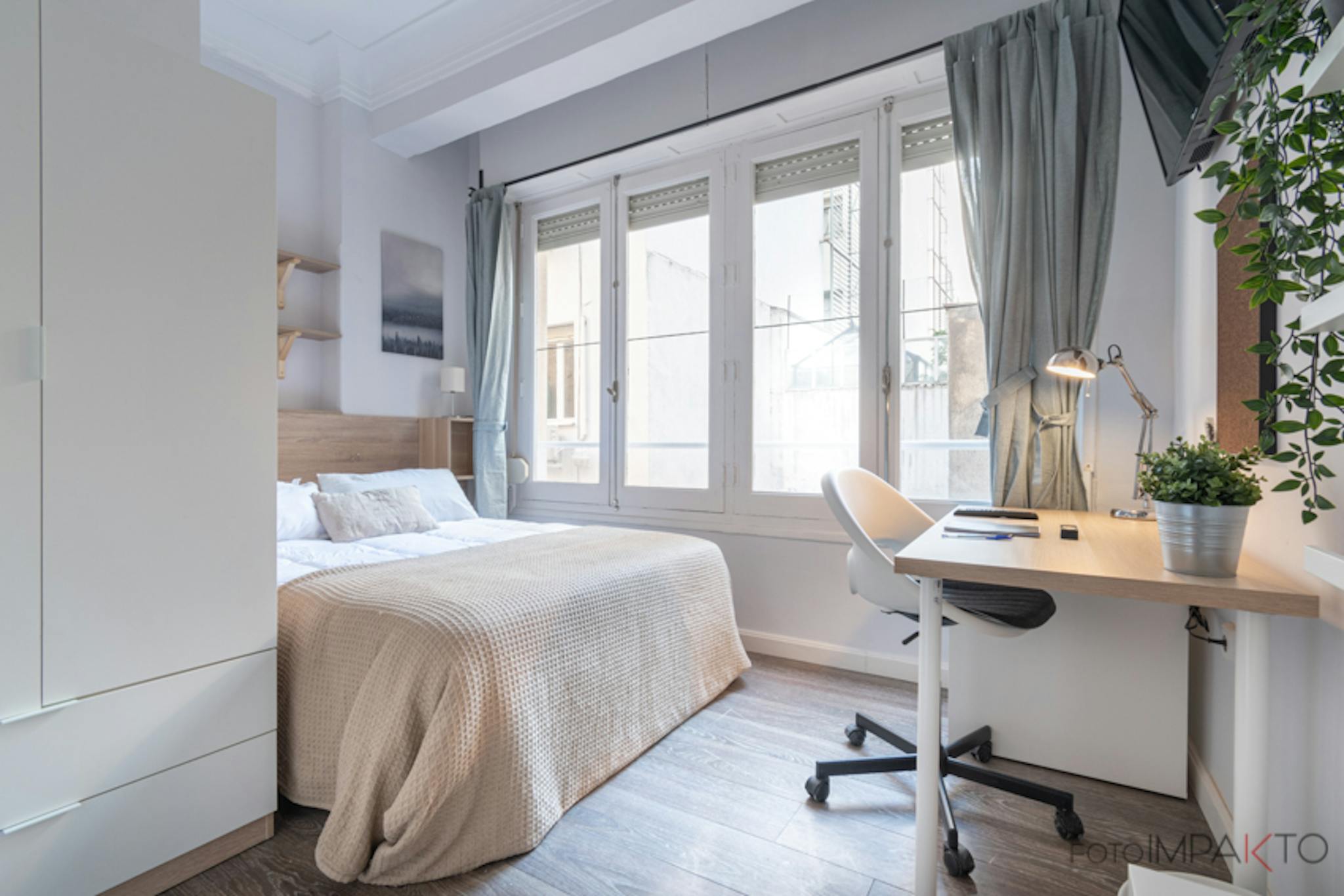 Calle de Antonio Acuña, Madrid preview