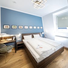 Wohnung for rent for 2.000 € per month in Heidelberg, Friedrich-Ebert-Anlage