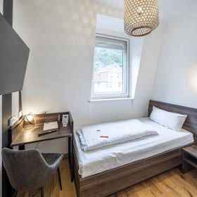 公寓 正在以 €1,700 的月租出租，其位于 Heidelberg, Friedrich-Ebert-Anlage