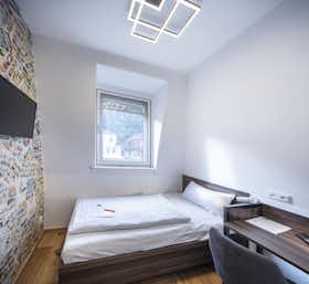 Appartement te huur voor € 1.700 per maand in Heidelberg, Friedrich-Ebert-Anlage