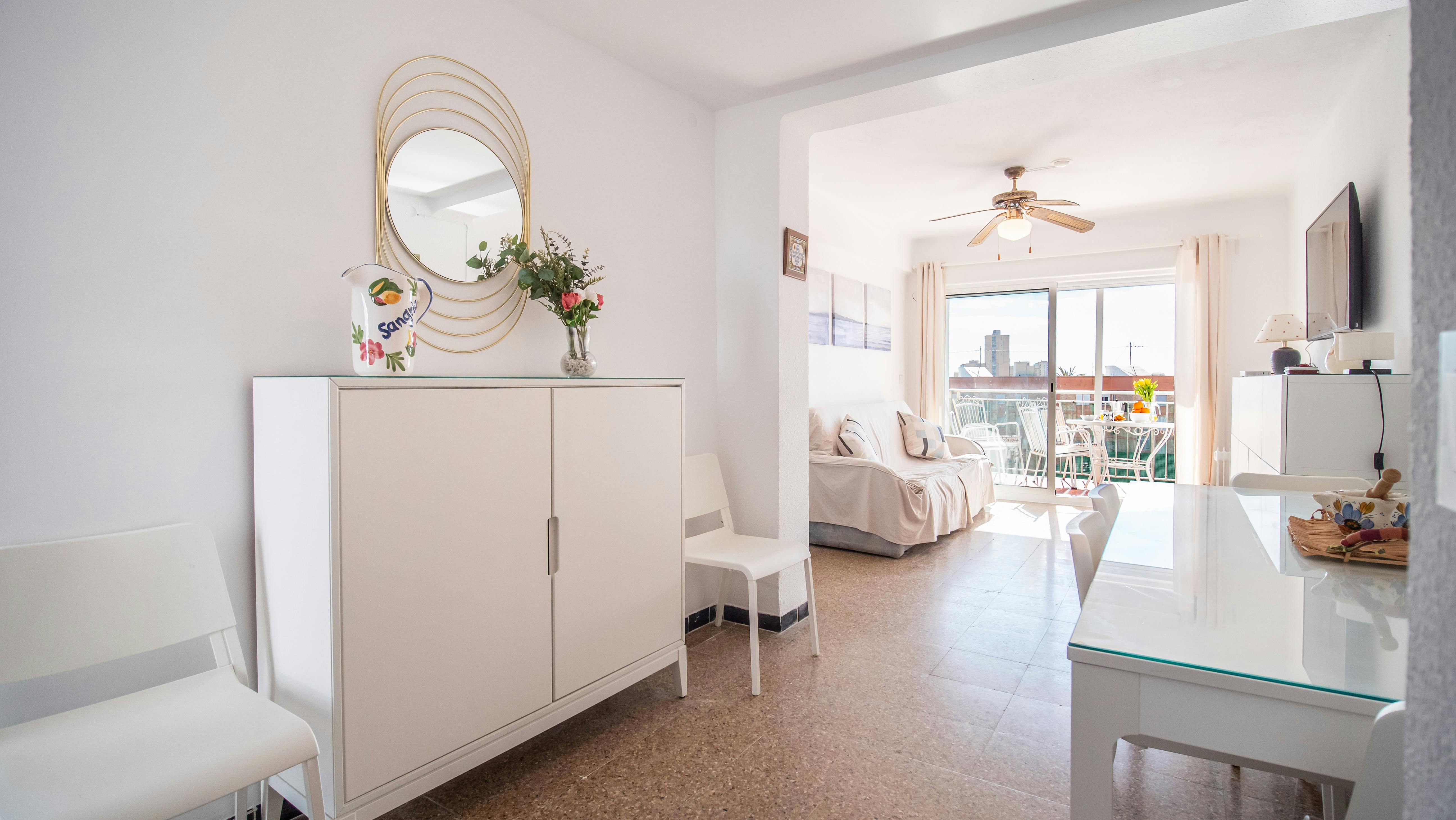 Apartment for rent for €875 per month in Valencia, Carrer Sotavent