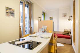 Apartament de închiriat pentru 1.500 EUR pe lună în Lyon, Rue des Charmettes