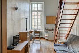 Studio for rent for €850 per month in Lyon, Rue Smith