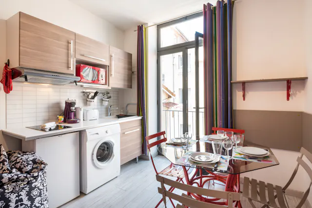 1-Bedroom Apartment in Rue d'Anvers, Lyon (1134126) room image 100