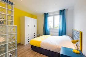 Apartament de închiriat pentru 2.185 EUR pe lună în Lyon, Rue du Rhône