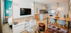 单间公寓 正在以 €4,500 的月租出租，其位于 Amsterdam, Naritaweg