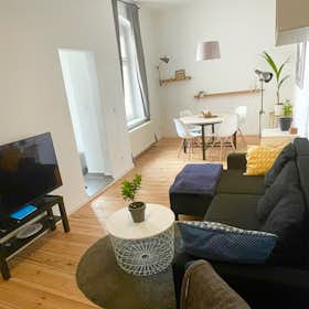 Apartment for rent for €1,550 per month in Berlin, Lehderstraße
