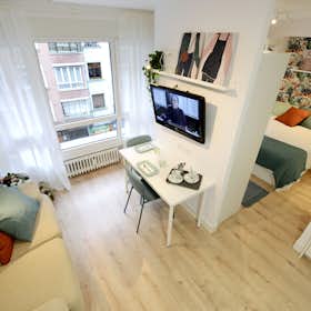 单间公寓 正在以 €975 的月租出租，其位于 Bilbao, San Frantzisko kalea