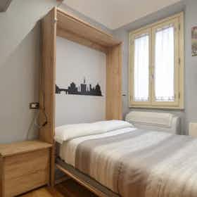 Studio for rent for €800 per month in Florence, Via di San Giuseppe