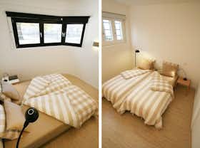 Apartment for rent for €1,250 per month in Porto, Praça de Pedro Nunes
