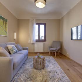 Apartment for rent for €2,000 per month in Florence, Via di Belvedere