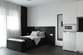 Квартира сдается в аренду за 1 095 € в месяц в Offenbach, Mühlheimer Straße
